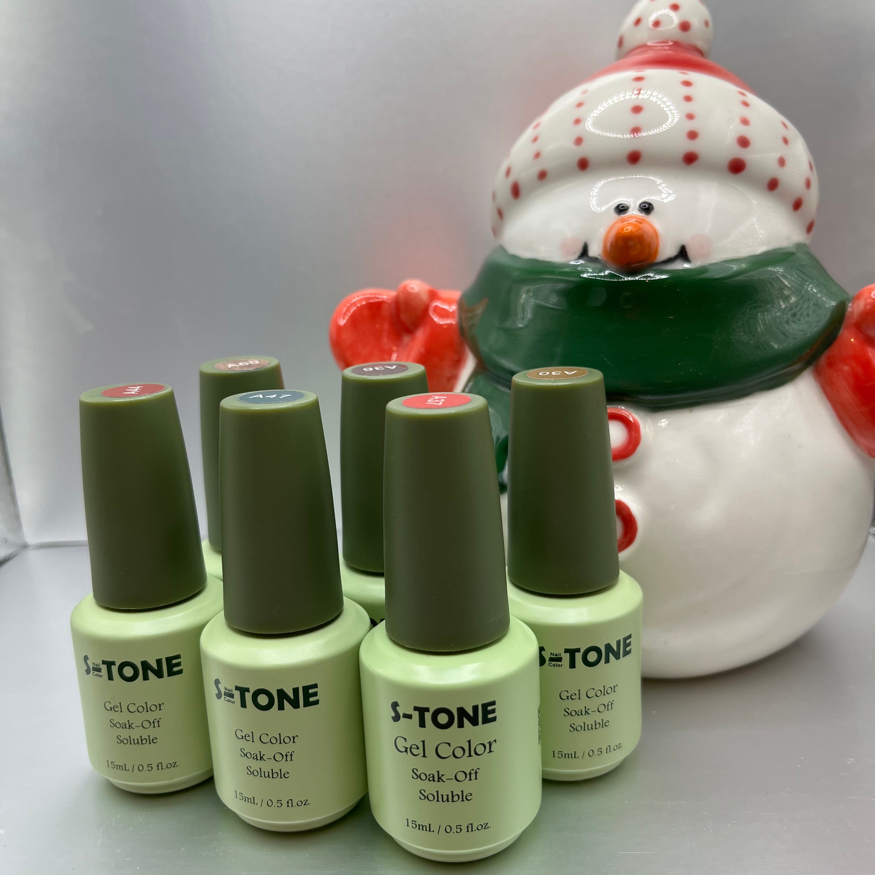 Christmas OFFER!  6 bottles of 15ml Gel nail colour £25